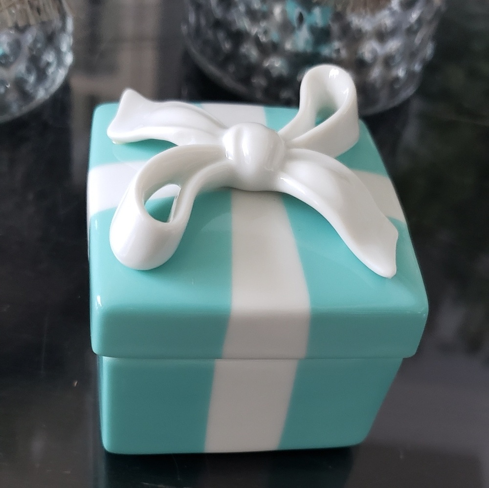 Porcelain Jewelry/Trinket Blue Box
